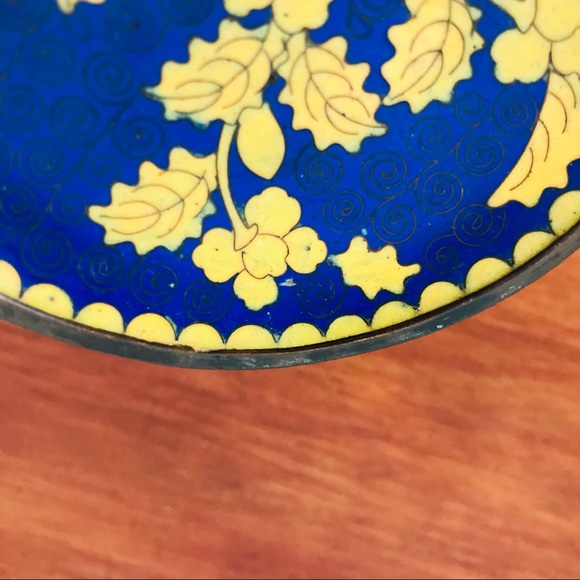 Vintage yellow blue & green floral cloisonné dish - Picture 6 of 8